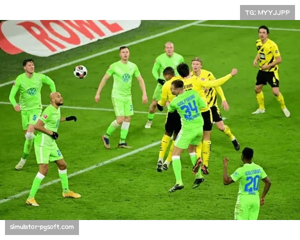 汉堡对阵柏林联合上半场补时阶段，卡帕尔多接应回传射门得分助主队反超比分